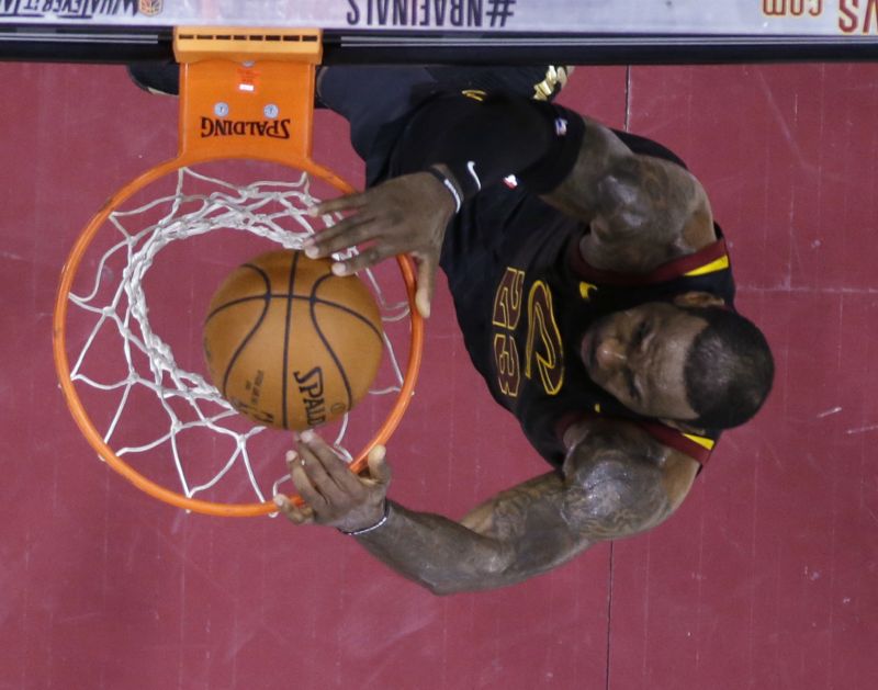 Basketbalista LeBron James.