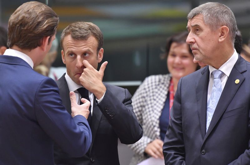 Francouzský prezident E. Macron (vlevo) a český premiér A. Babiš.