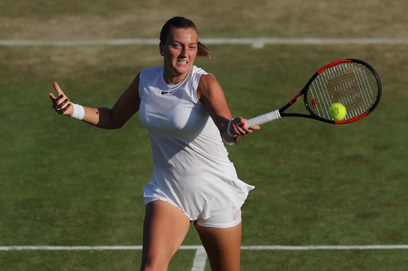 Petra Kvitová se po uzdravení ruky představila na Wimbledonu už loni.