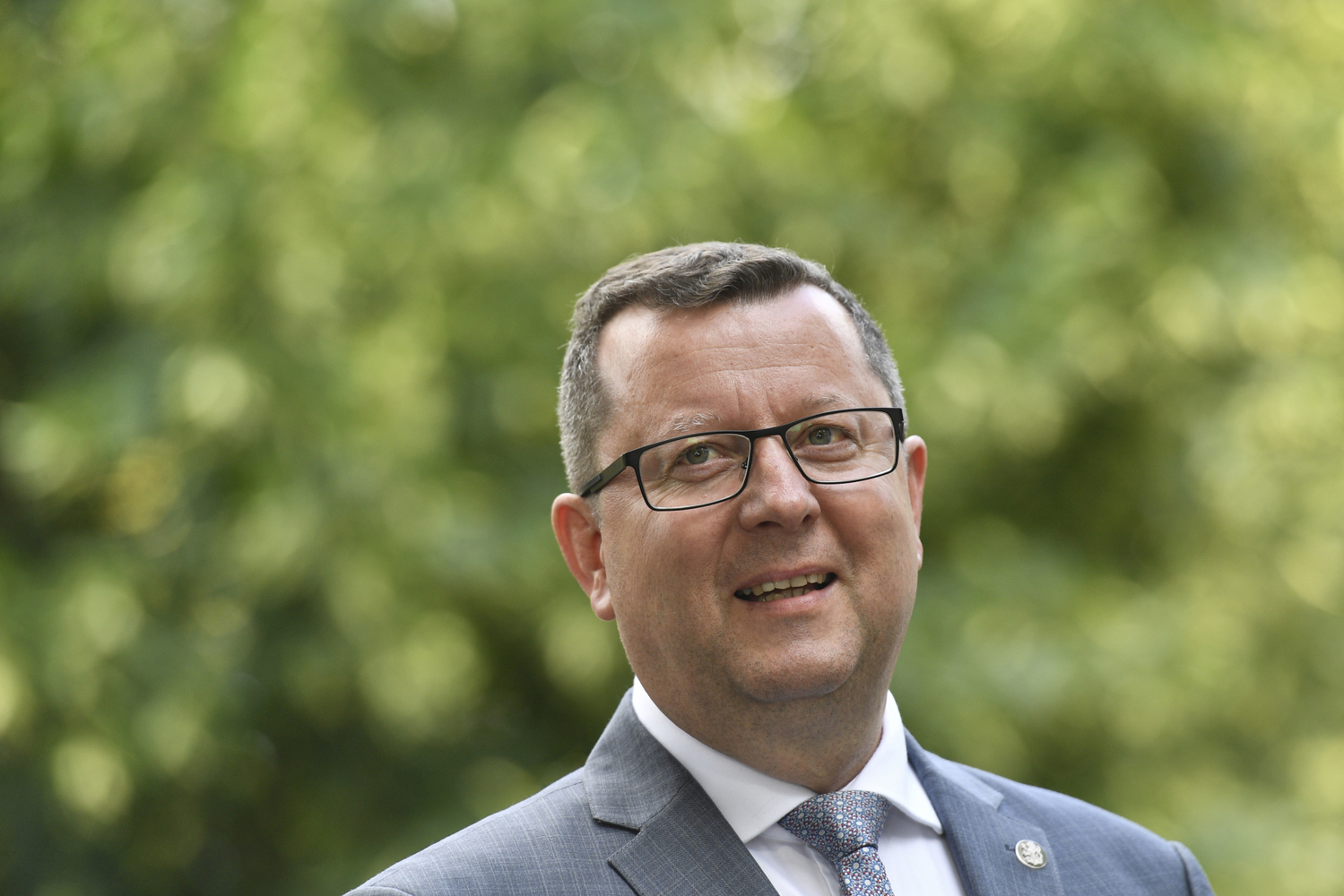 Olomoucký primátor a poslanec Antonín Staněk (ČSSD), který byl minulý týden jmenován zároveň ministrem kultury. Olomoucký primátor a poslanec Antonín Staněk (ČSSD), který byl minulý týden jmenován zároveň ministrem kultury.
