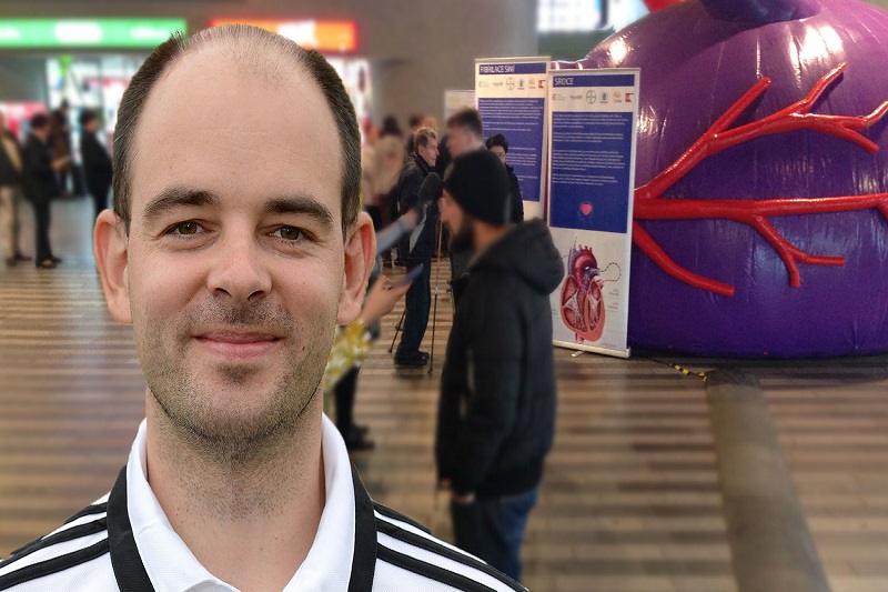Lékař Dukly Praha Ladislav Šindelář se prosadil už na šestém šampionátu. Jak vidí šance českého týmu pro utkání s Ruskem? Lékař Dukly Praha Ladislav Šindelář se prosadil už na šestém šampionátu. Jak vidí šance českého týmu pro utkání s Ruskem?