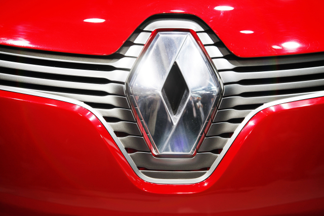 Renault v září v Paříži spustí službu sdílení vozidel.