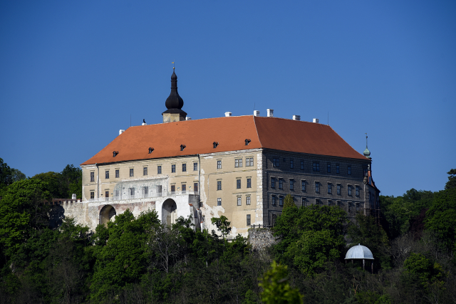 Zámek Náměsť nad Oslavou. 