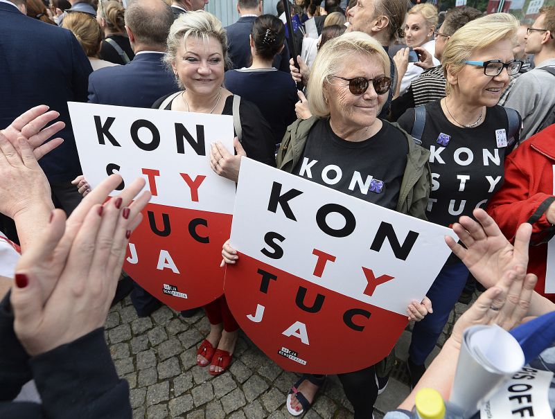 Momentka z protestů v Polsku.