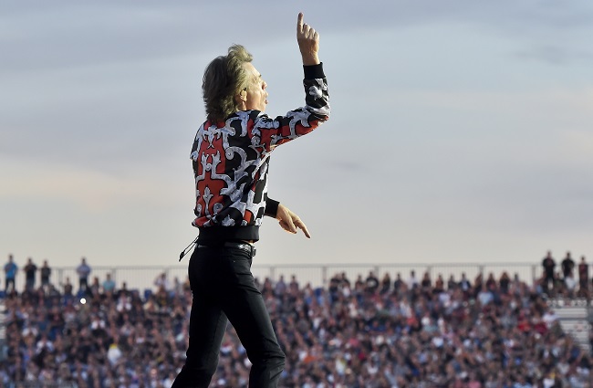Zpěvák Mick Jagger z legendární britské skupiny Rolling Stones na koncertě v Letňanech.