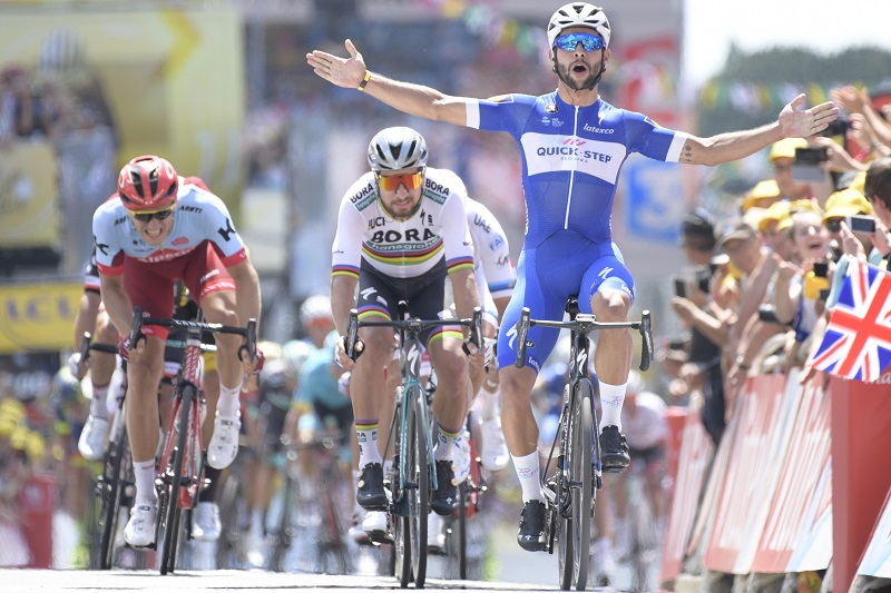 Dojezd první etapy letošní Tour de France. Dojezd první etapy letošní Tour de France.