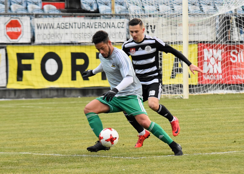 Jakub Pešek (vpravo) ještě v dresu Českých Budějovic.