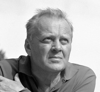 Karel Hoger.