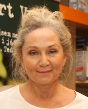 Bára Basiková.