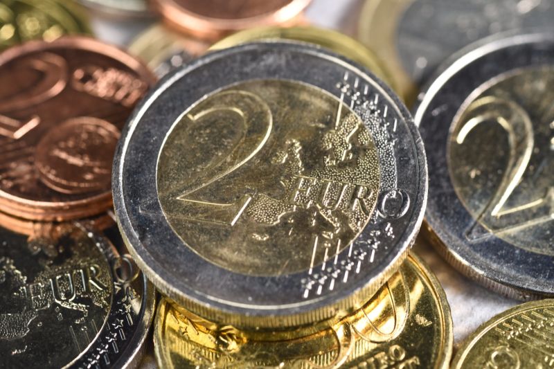 Euro mince.