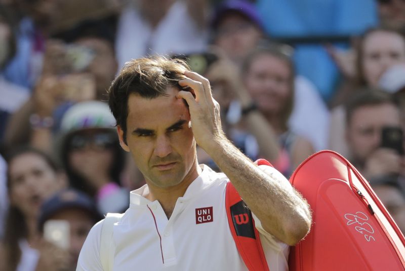 Smutný Roger Federer po prohře.