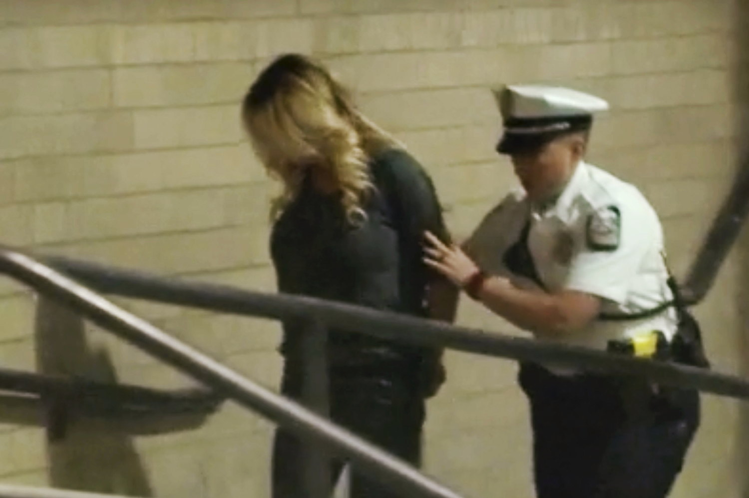 Zatčení Stormy Daniels.