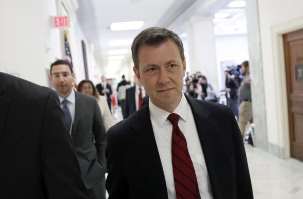 Agent FBI Peter Strzok.