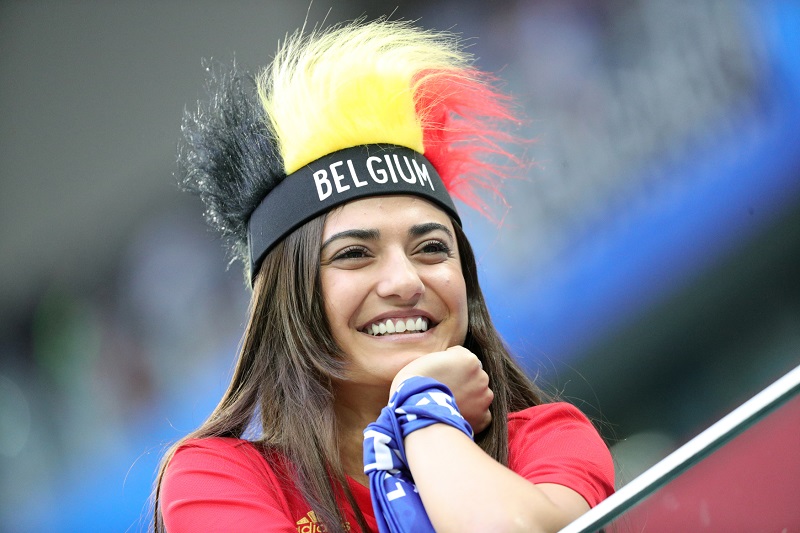 Členům fotbalové federace FIFA trápí sexismus na fotbalovém MS.