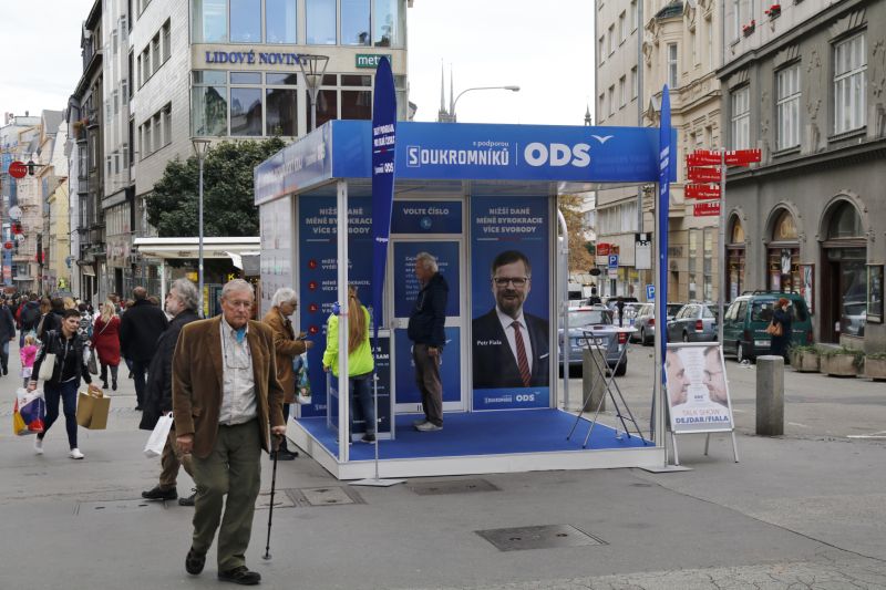 Volební stánek ODS v Brně.