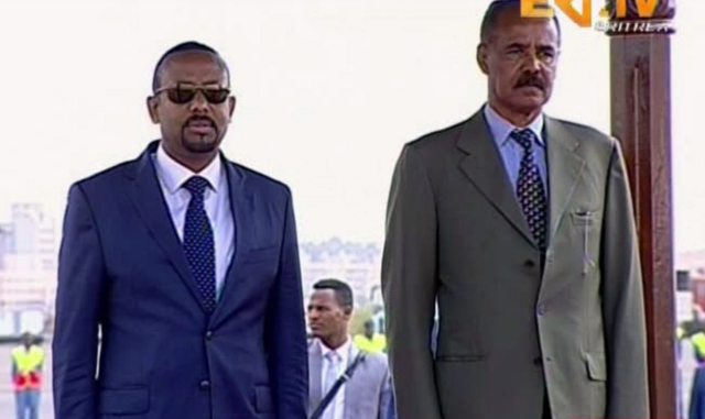 Zleva etiopský premiér Abiy Ahmed a eritrejský prezident Isajas Afewerki.