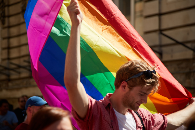 LGBT menšiny prošly ulicemi Bratislavy. Snímek z roku 2016.