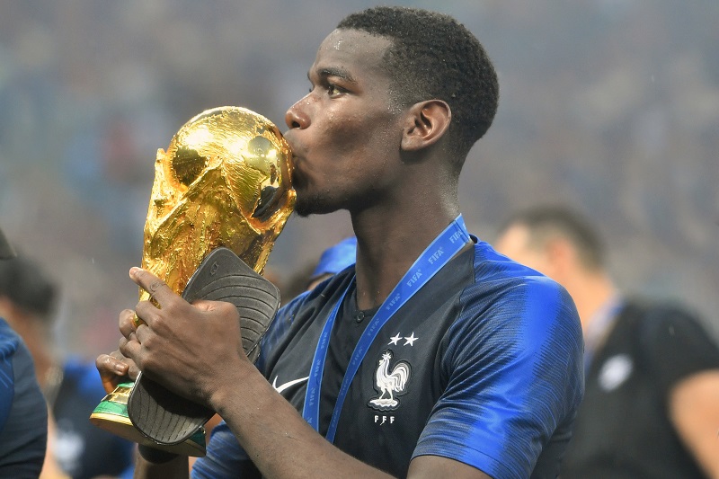 Paul Pogba si vzpomněl na zesnulého otce, jemuž věnoval triumf z MS.
