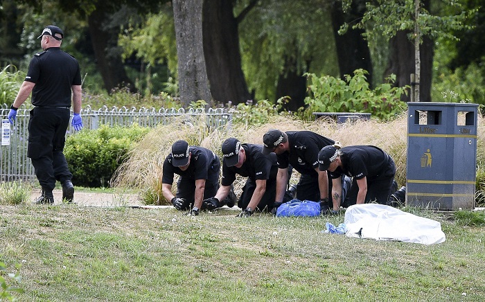 Policie pátrá po stopách jedu.