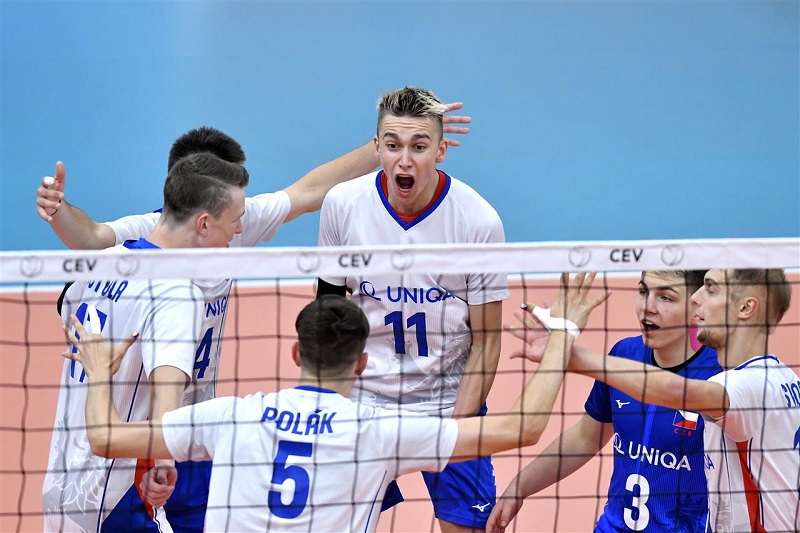 Čeští junioři už jsou na mistrovství Evropy v semifinále.