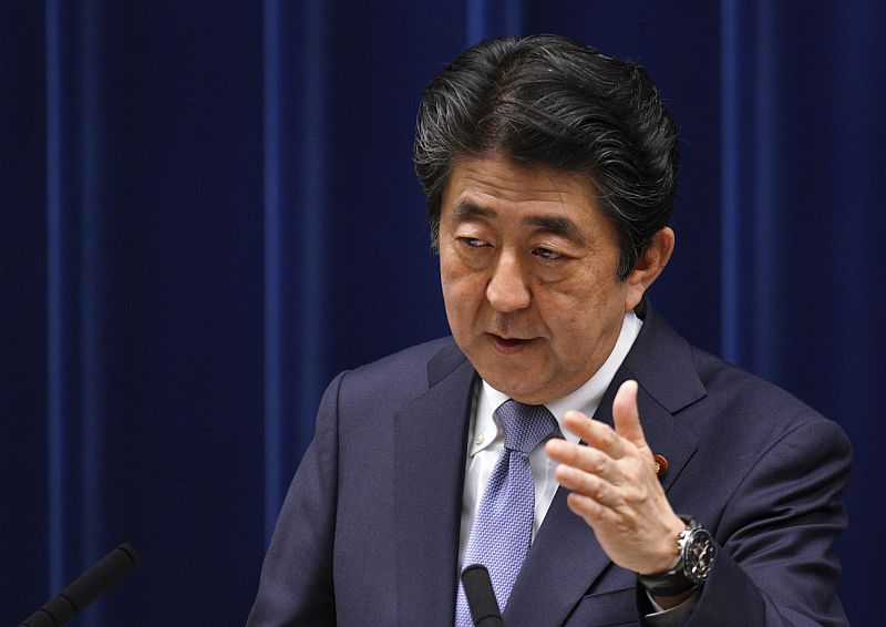 Předseda japonské vlády Šinzó Abe.