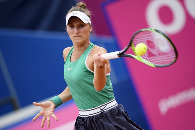 Vondroušová si o titul nezahraje, v Gstaadu vypadla v semifinále