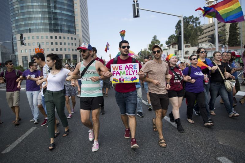 Demonstrace příslušníků komunity LGBT v Tel Avivu.