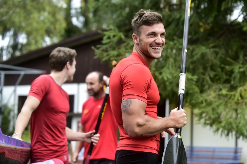 Kanoista Fuksa získal na domácím šampionátu sedm zlatých.