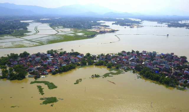 Pohled na zatopené město ve Vietnamu.