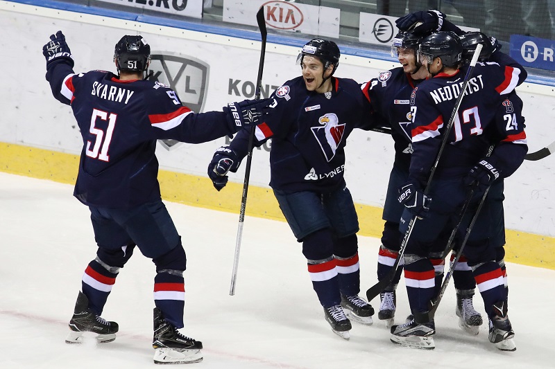Bratislavský Slovan dává dohromady tým pro nadcházející sezonu KHL. Bratislavský Slovan dává dohromady tým pro nadcházející sezonu KHL.