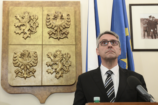 I u ministra obrany Lubomíra Metnara se objevily určité pochybnosti.  