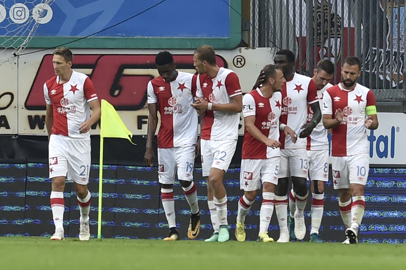 Fotbalisté pražské Slavie odehrají utkání v Boleslavi už v pátek.