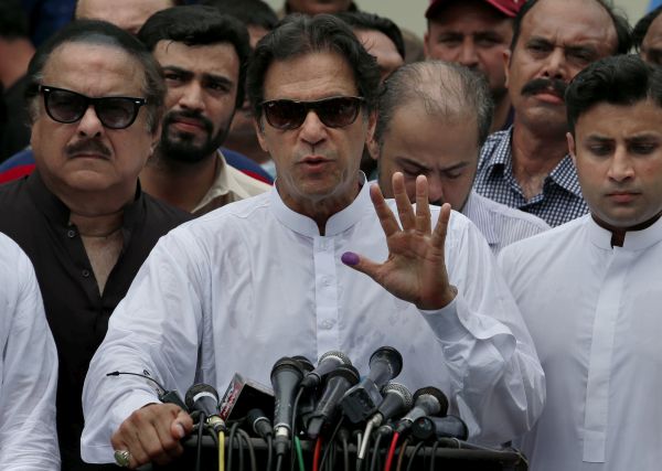 Imran Chán. Imran Chán.