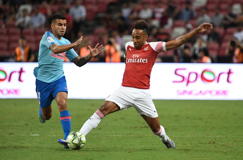 Arsenal v přípravě podlehl Atléticu, Čech zneškodnil penaltu.