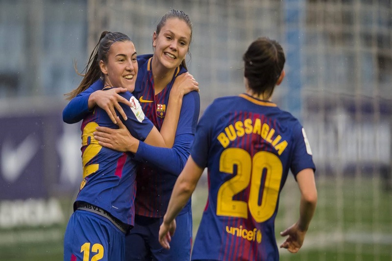 Fotbalistky Barcelony si stěžují na nerovnost. Fotbalistky Barcelony si stěžují na nerovnost.