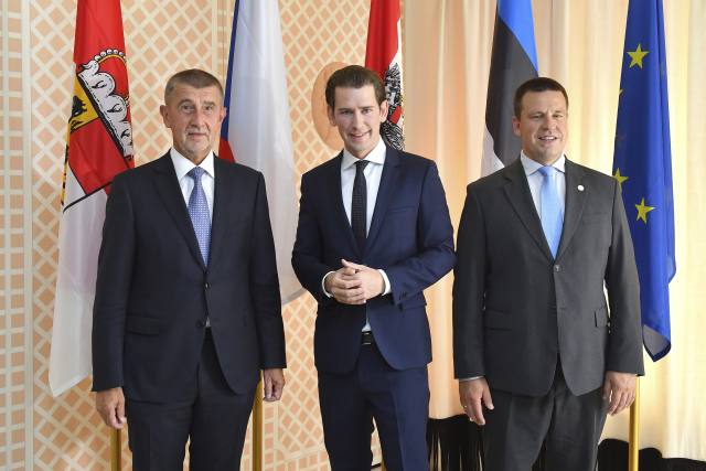 Zleva A. Babiš, S. Kurz a J. Ratas.