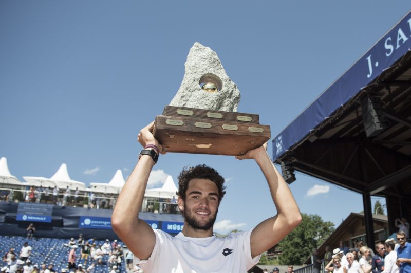 Berrettini získal při finálové premiéře v Gstaadu turnajový titul.