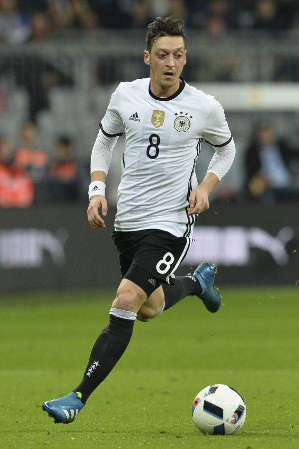 Německý fotbalový reprezentant tureckého původu Mesuta Özil.