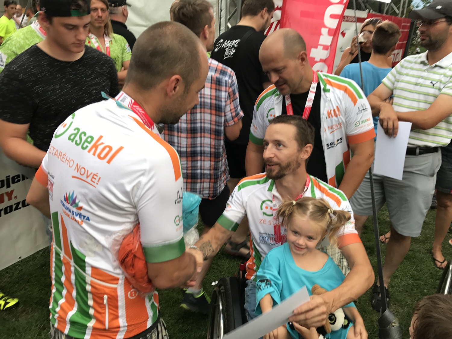 Handy cyklo maraton.