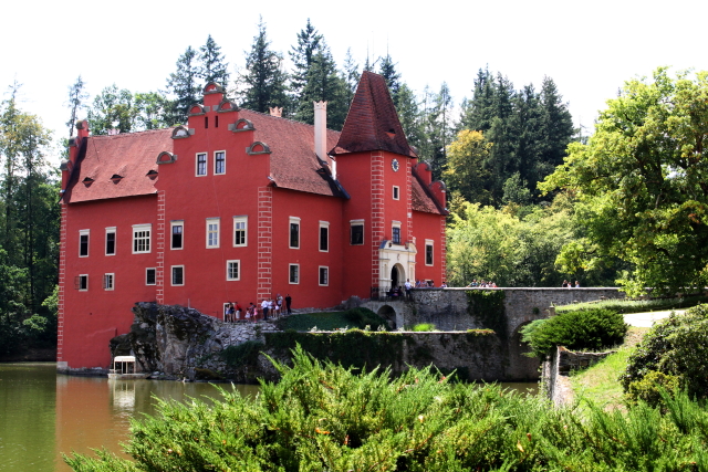 Zámek Červená Lhota.