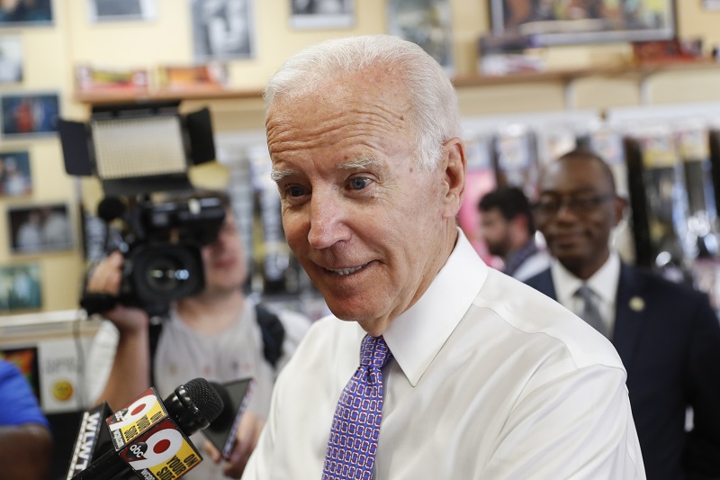 Joe Biden kandidoval na funkci prezidenta dvakrát neúspěšně, nyní by však měl šanci zvítězit.