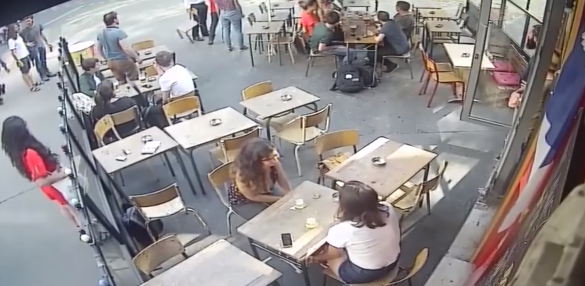 Záběr z incidentu.