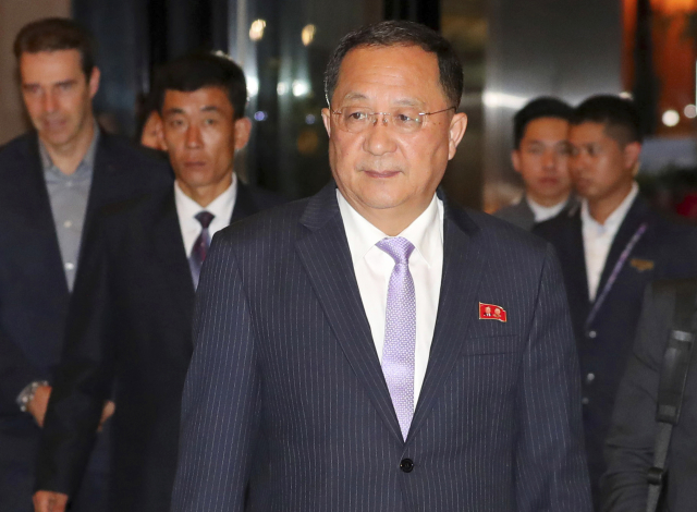 Šéf severokorejské diplomacie Ri Jong-ho.