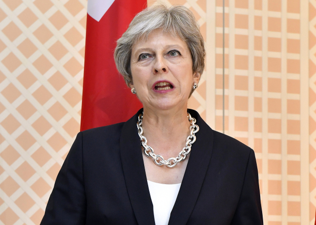 Theresa Mayová. Theresa Mayová.