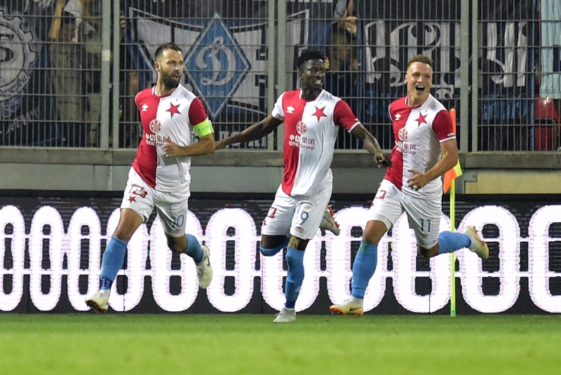 Hušbauer proměnil penaltu v závěru zápasu, Slavia remizovala s Kyjevem.