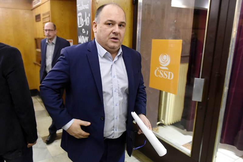 Poslanec ČSSD Jan Birke měl být vedoucím delegace.