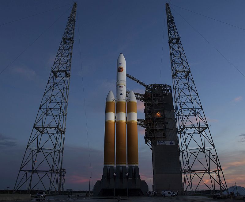 Parkerovu sluneční sondu vynese do vesmíru raketa Delta IV Heavy.