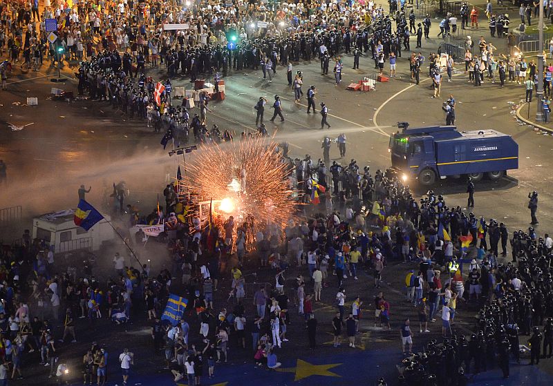Protesty v rumunské Bukurešti.