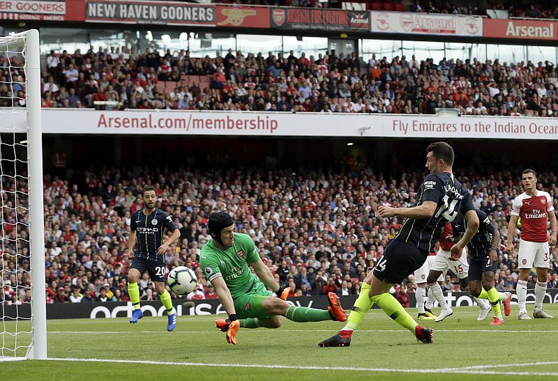 Petr Čech při zápase proti Manchesteru City.