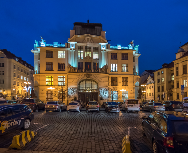 Magistrát hlavního města Prahy.